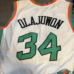 NBA All Star Olajuwon Mitchell & Ness Jersey size Large